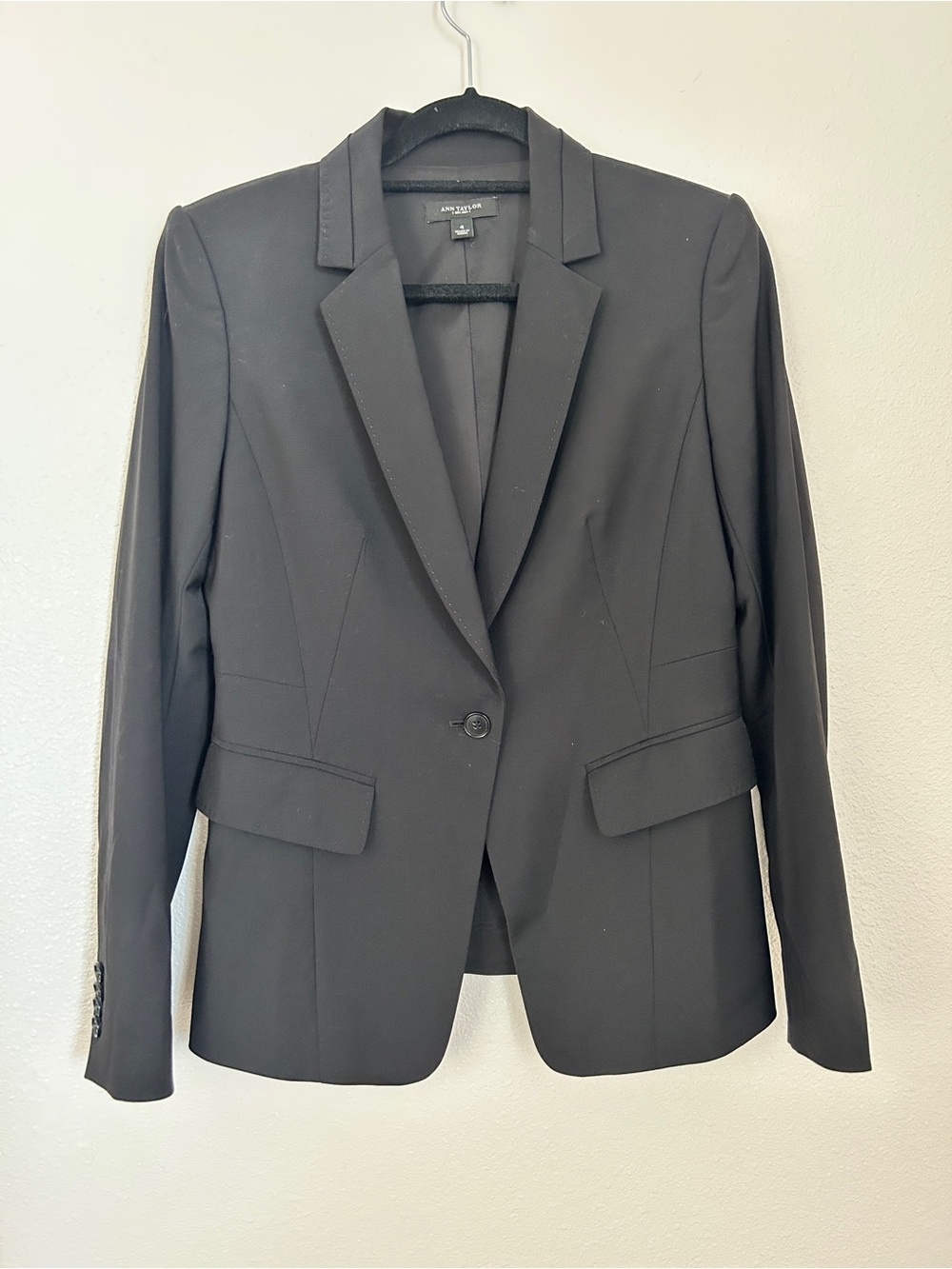 LOFT Ann Taylor Black Wool Tailored Suit Jacket Blazer